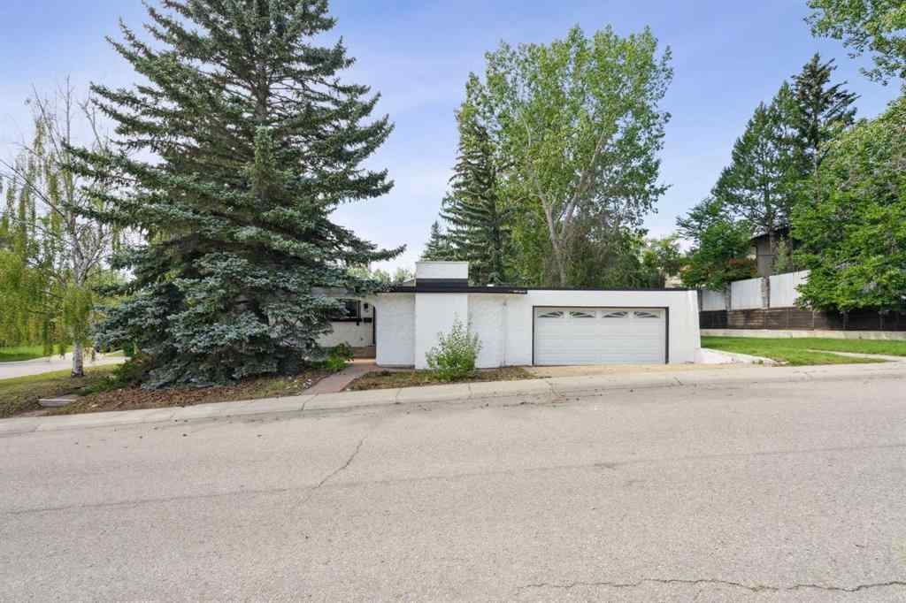 MLS® A2246967 - 114 Dalgleish Bay NW in Dalhousie Calgary, Residential