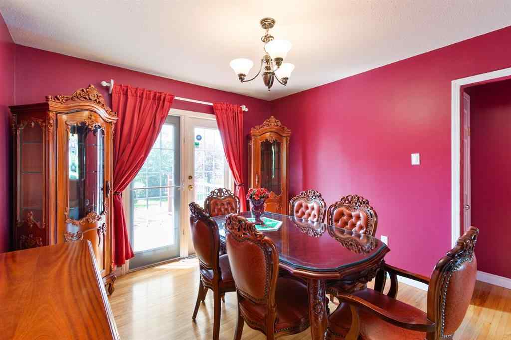 MLS® A2246969 - 5621 50 Street  in NONE Olds, Residential