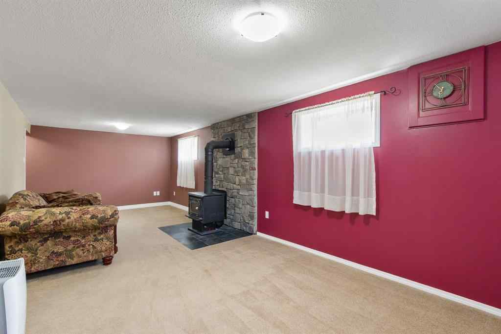MLS® A2246969 - 5621 50 Street  in NONE Olds, Residential