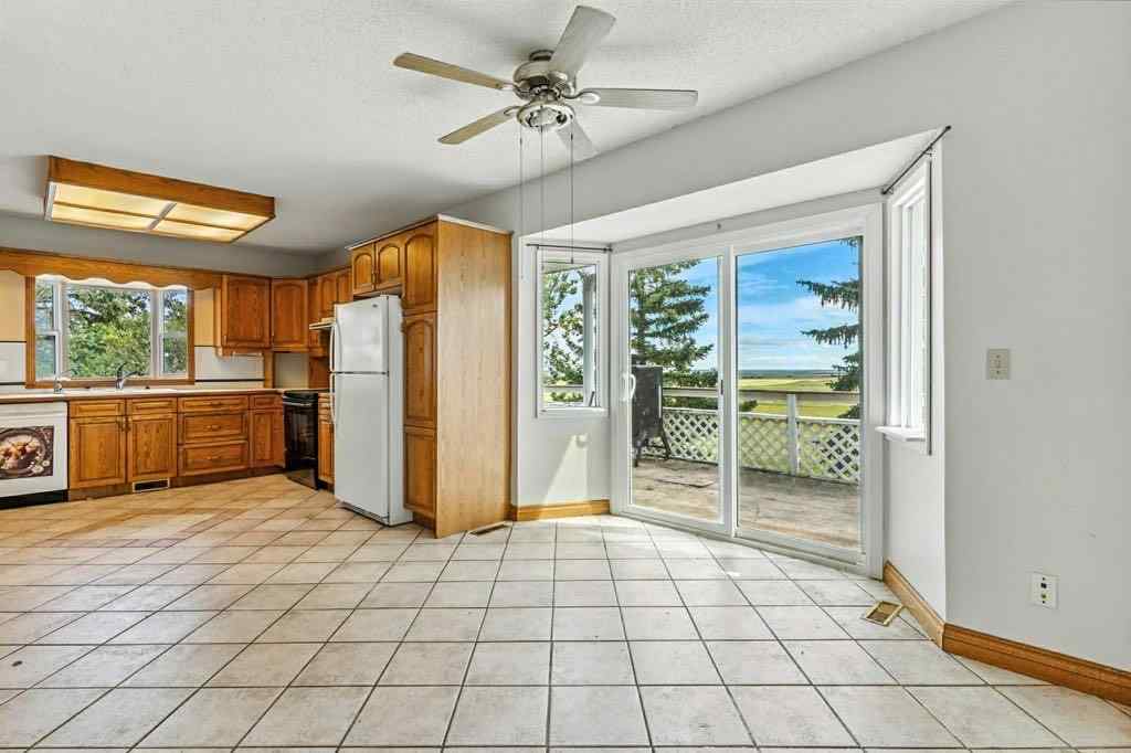 MLS® A2246977 - 290003 96 Street E in NONE De Winton, Residential