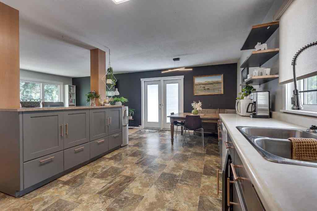 MLS® A2246981 - 5908 57 Street  in Tower Stettler, Residential