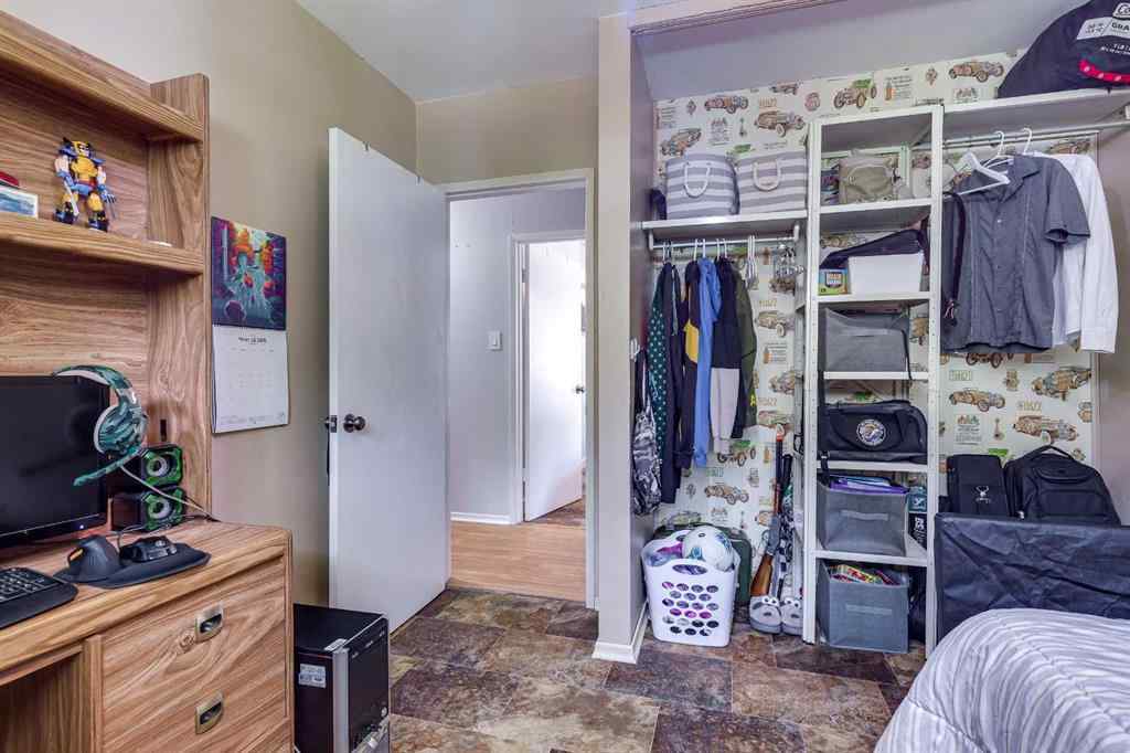 MLS® A2246981 - 5908 57 Street  in Tower Stettler, Residential