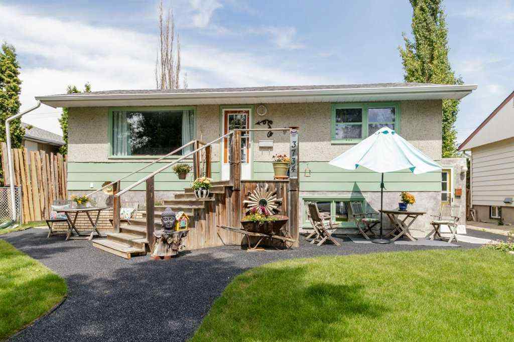 MLS® A2246985 - 3734 46 Street  in Eastview Red Deer, Residential