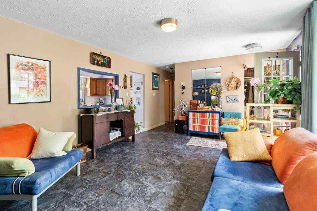 MLS® A2246985 - 3734 46 Street  in Eastview Red Deer, Residential