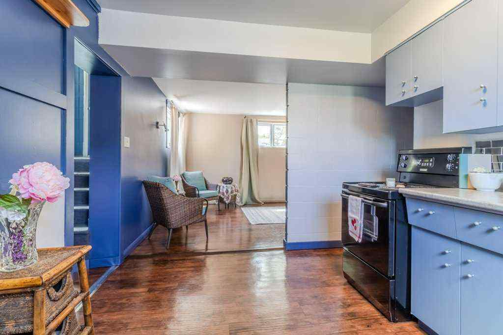 MLS® A2246985 - 3734 46 Street  in Eastview Red Deer, Residential