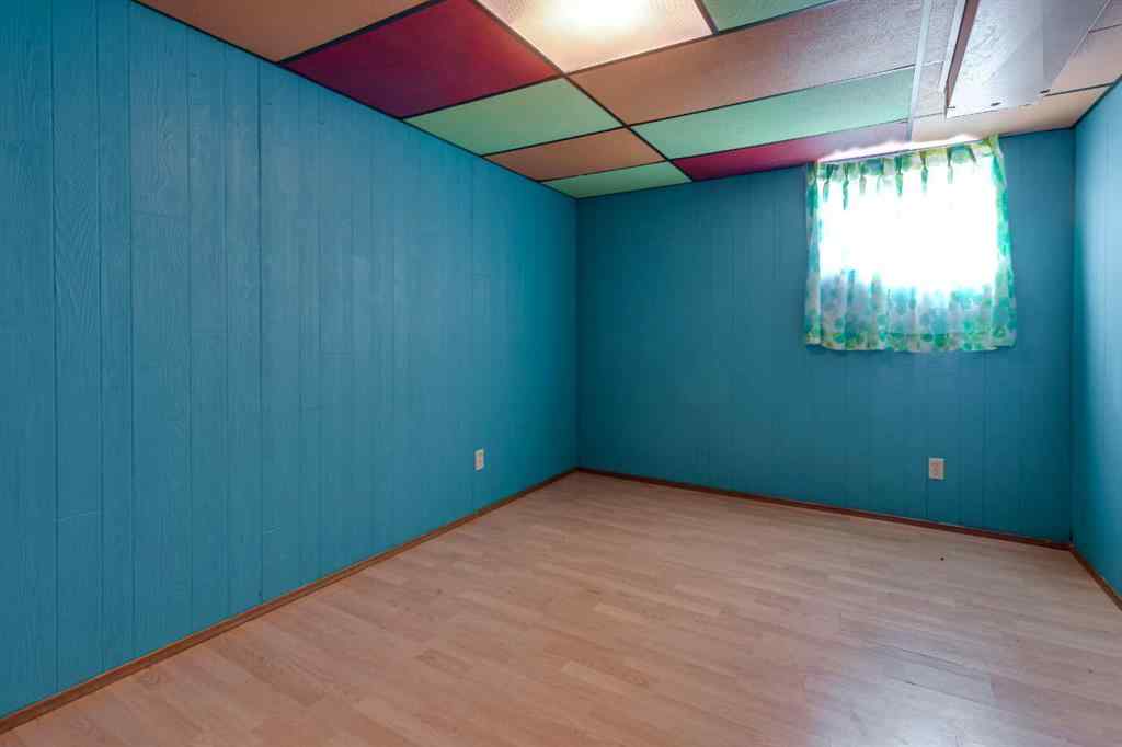 MLS® A2246988 - 5902 40 Avenue  in Grandview Stettler, Residential