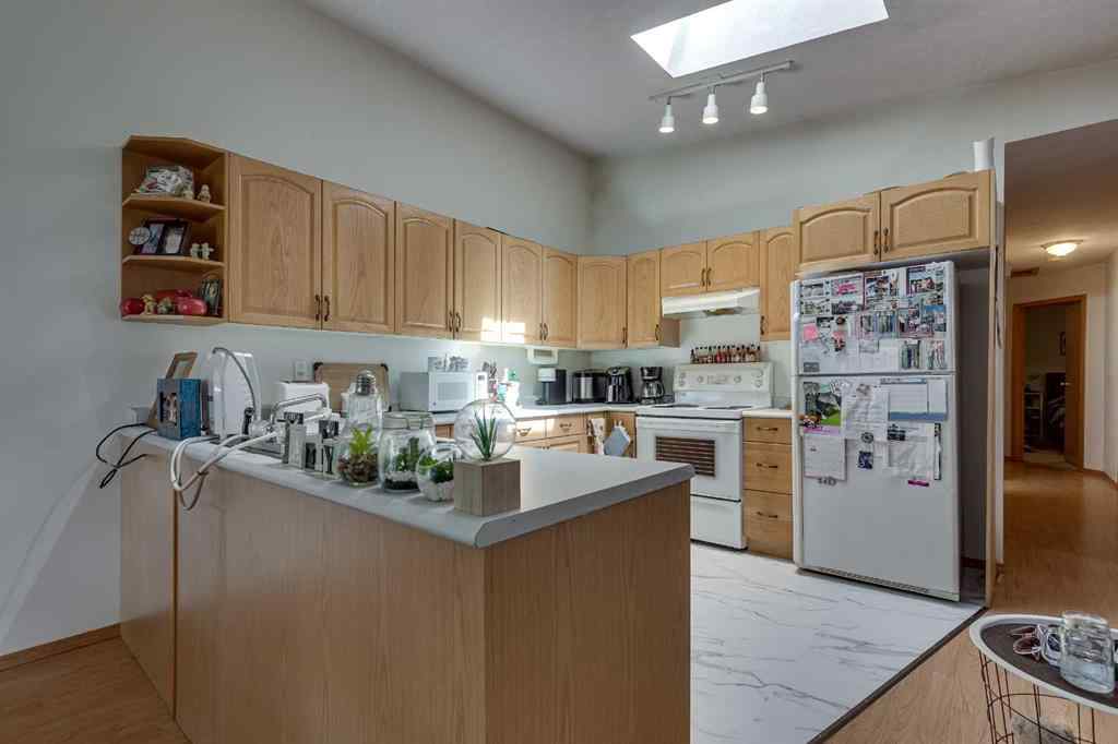 MLS® A2246992 - 5009A 53 Street  in Downtown West Stettler, Residential