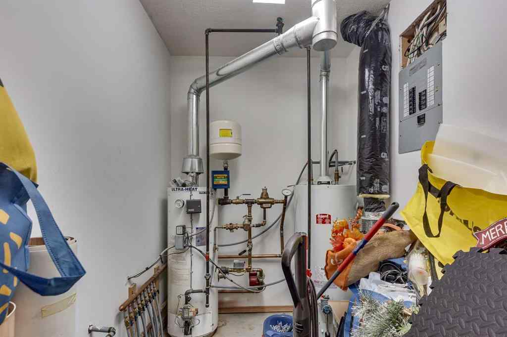 MLS® A2246992 - 5009A 53 Street  in Downtown West Stettler, Residential