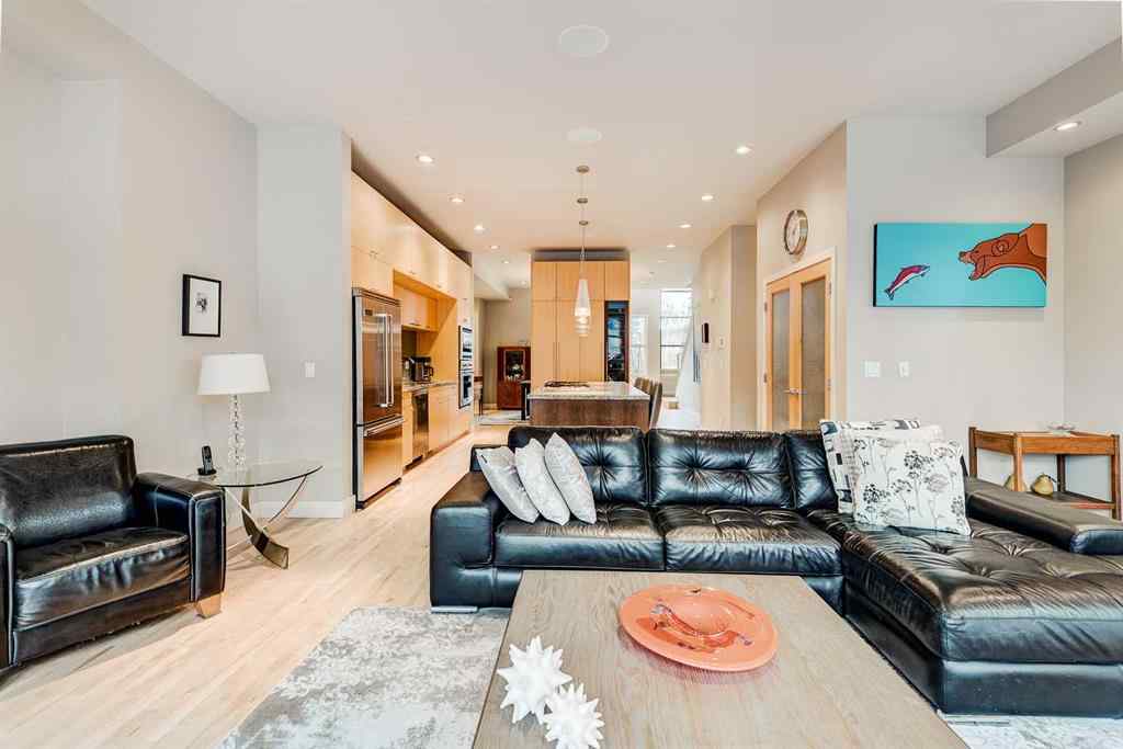 MLS® A2246993 - 3917 15A Street SW in Altadore Calgary, Residential