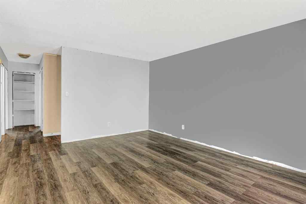 MLS® A2247005 - 11407 96A Street  in Mountview Grande Prairie, Residential