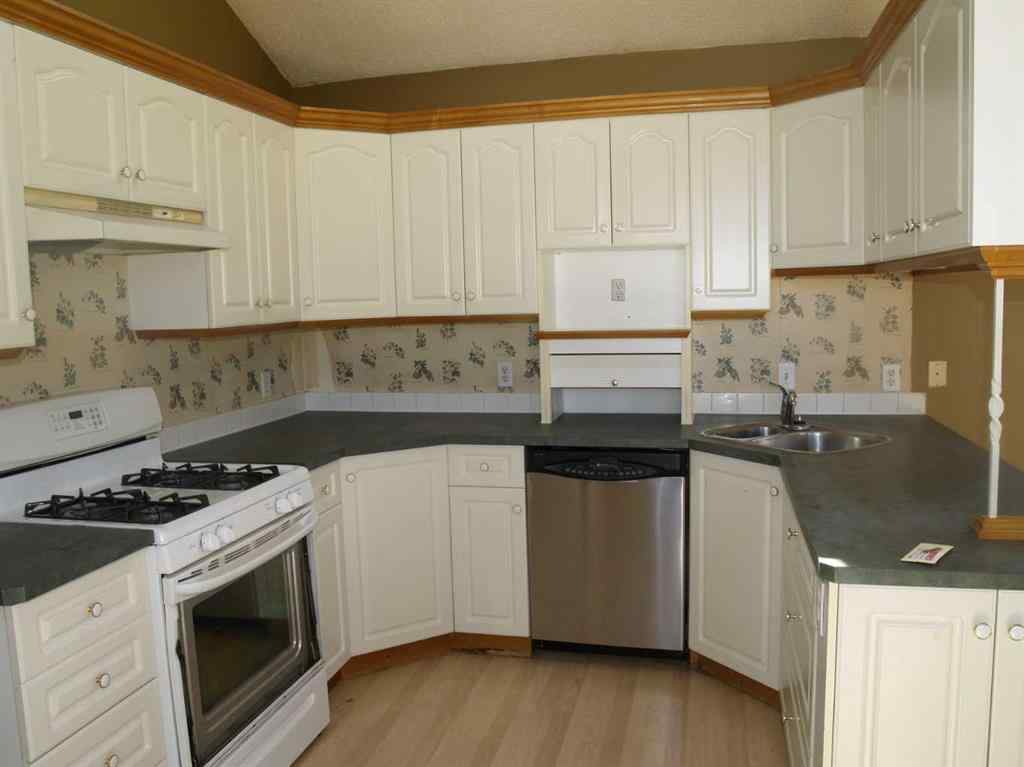 MLS® A2247014 - 60 Parkland Acres  in Parkland Trailer Park Lacombe, Mobile