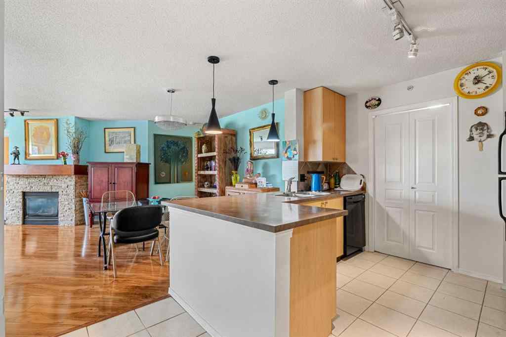 MLS® A2247016 - Unit #306 25 Richard Place SW in Lincoln Park Calgary, Residential