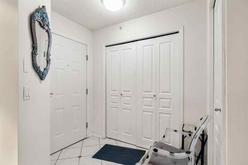 MLS® A2247016 - Unit #306 25 Richard Place SW in Lincoln Park Calgary, Residential