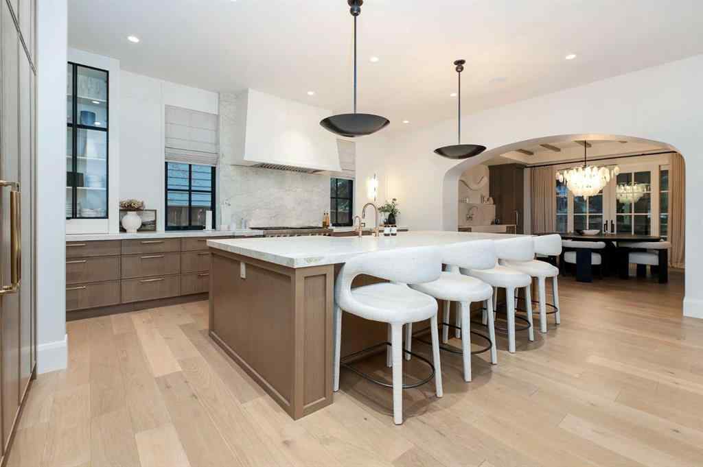 MLS® A2247017 - 6918 Legare Drive SW in Lakeview Calgary, Residential
