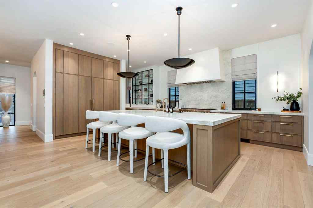 MLS® A2247017 - 6918 Legare Drive SW in Lakeview Calgary, Residential