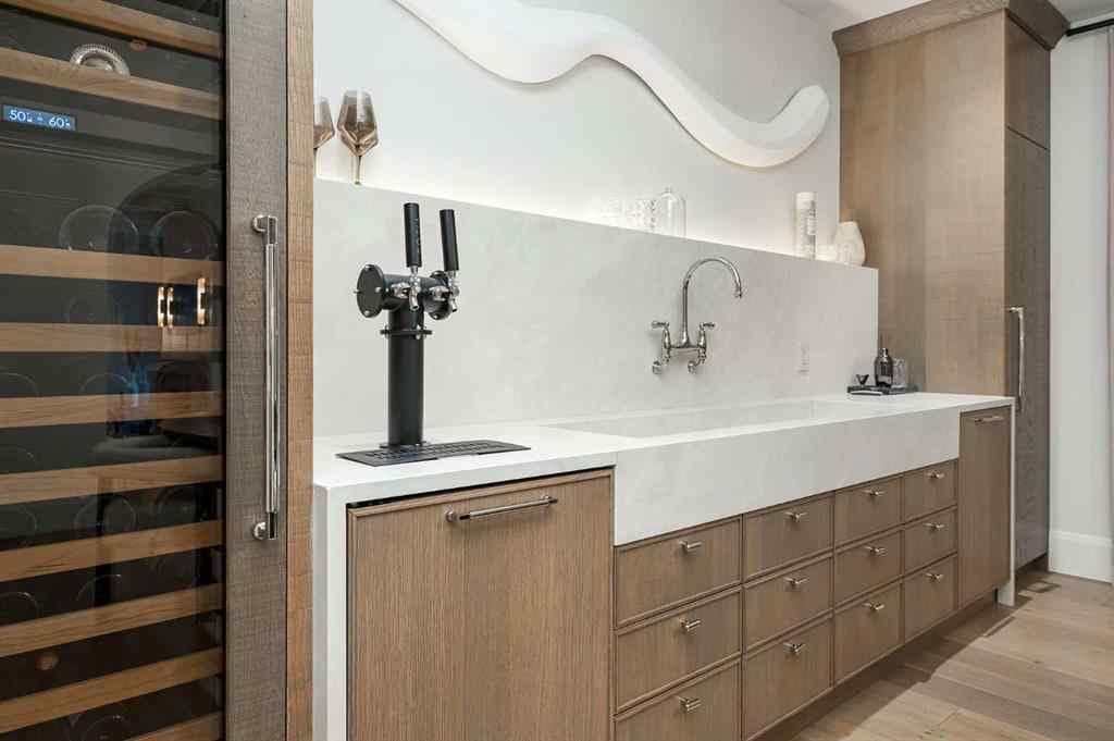 MLS® A2247017 - 6918 Legare Drive SW in Lakeview Calgary, Residential
