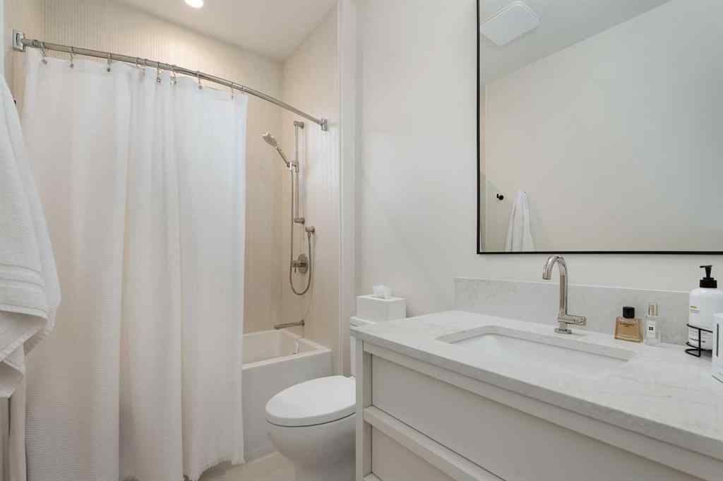 MLS® A2247017 - 6918 Legare Drive SW in Lakeview Calgary, Residential