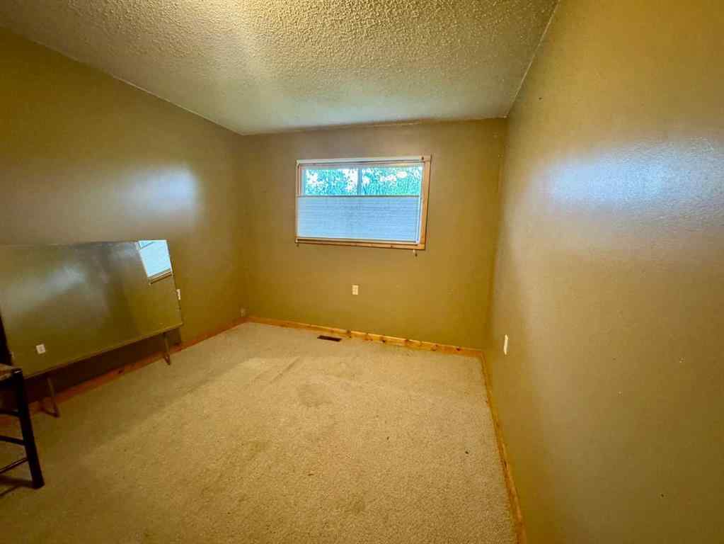 MLS® A2247018 - 5040 58 Street Close   in NONE Rocky Mountain House, Residential