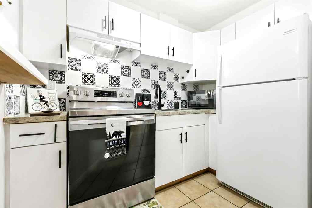 MLS® A2247021 - Unit #103 1712 38 Street SE in Forest Lawn Calgary, Residential