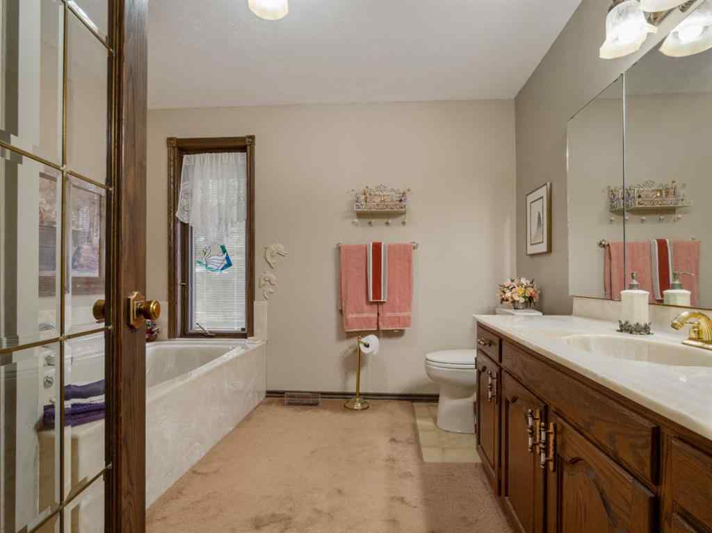 MLS® A2247024 - 222 5A Avenue E in NONE Cardston, Residential