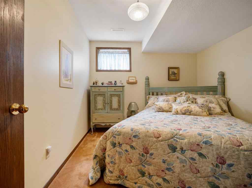 MLS® A2247024 - 222 5A Avenue E in NONE Cardston, Residential