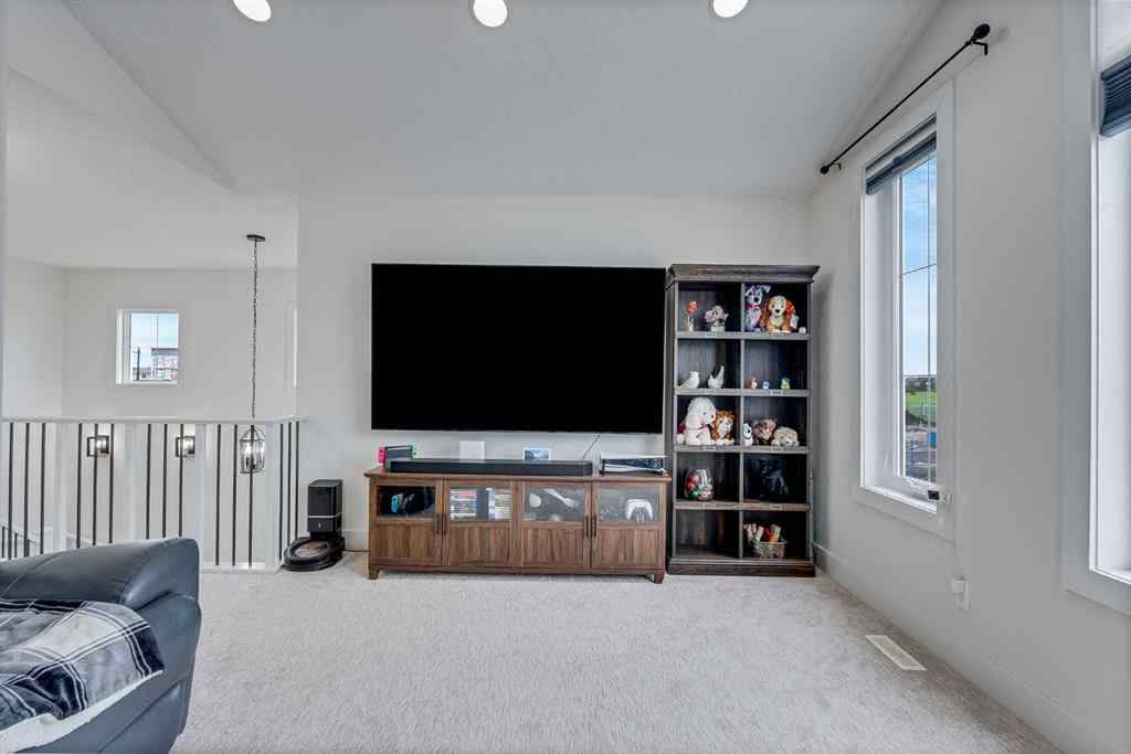 MLS® A2247027 - 4 Legacy Court SE in Legacy Calgary, Residential