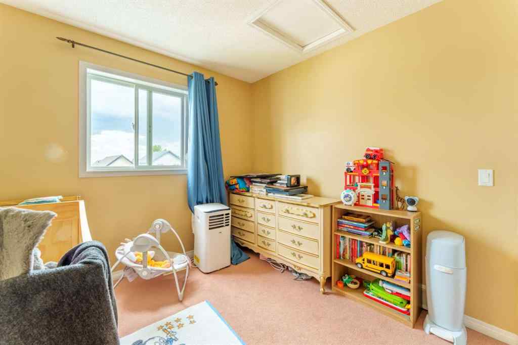 MLS® A2247029 - 177 Everglen Way SW in Evergreen Calgary, Residential