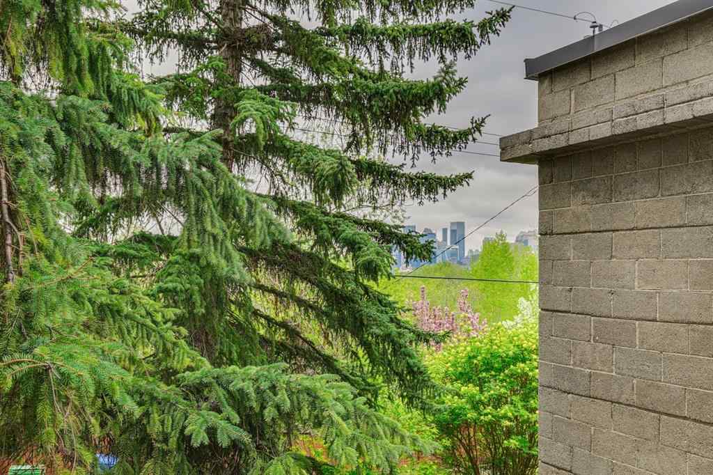 MLS® A2247030 - 1222 18 Street NW in Hounsfield Heights/Briar Hill Calgary, Residential
