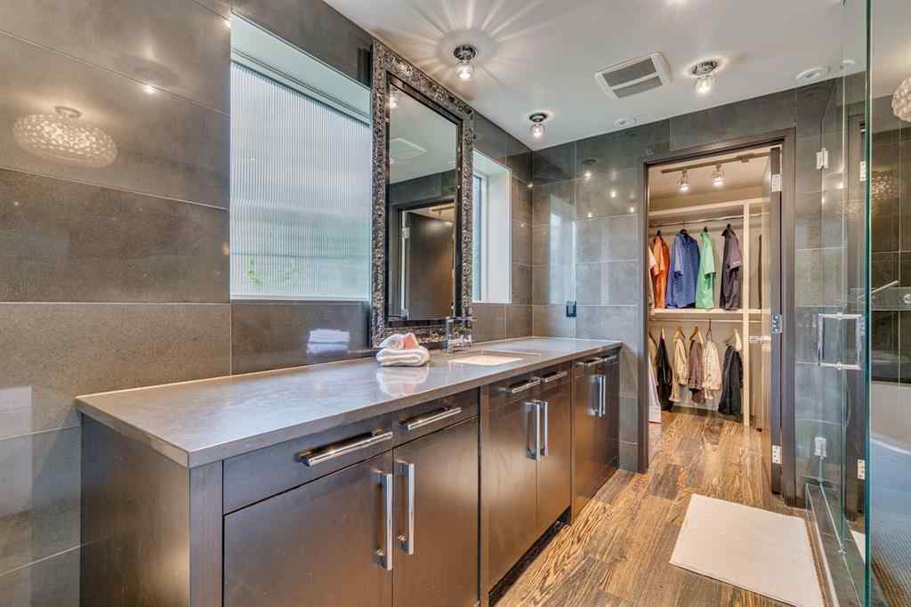 MLS® A2247030 - 1222 18 Street NW in Hounsfield Heights/Briar Hill Calgary, Residential