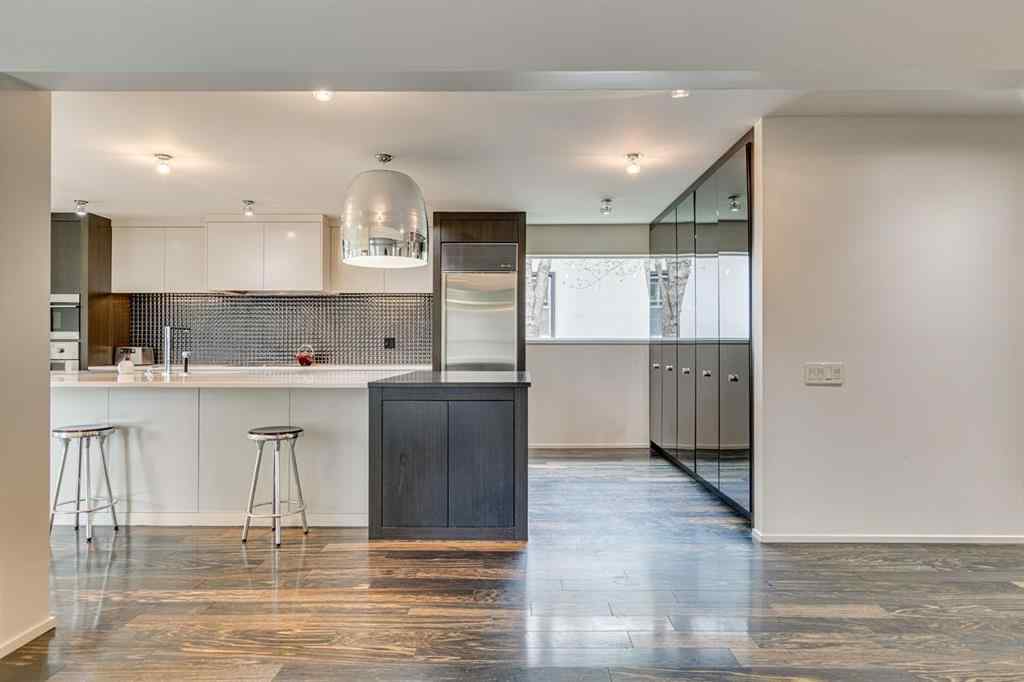 MLS® A2247030 - 1222 18 Street NW in Hounsfield Heights/Briar Hill Calgary, Residential