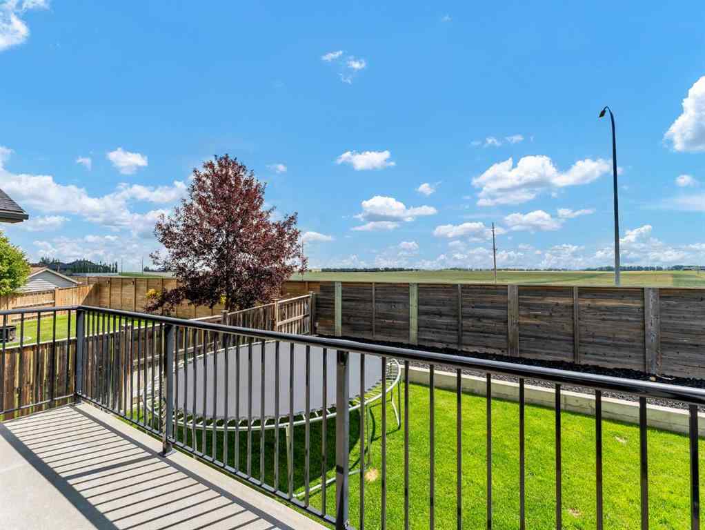 MLS® A2247032 - 246 Somerset Road SE in Southland Medicine Hat, Residential