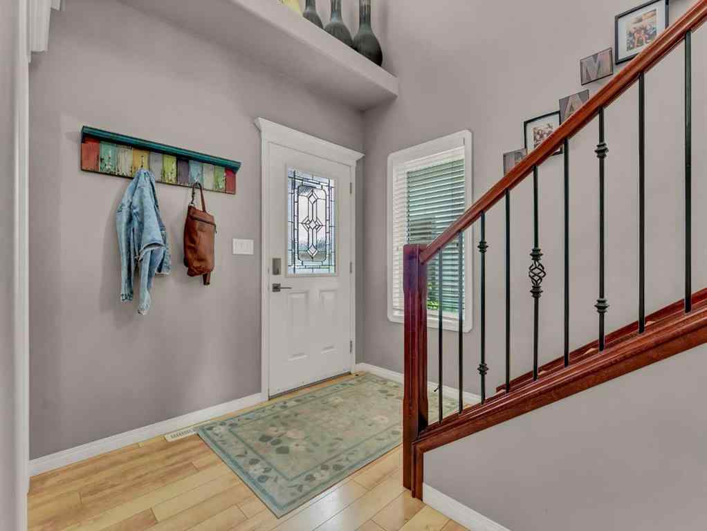 MLS® A2247032 - 246 Somerset Road SE in Southland Medicine Hat, Residential