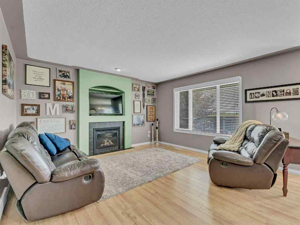 MLS® A2247032 - 246 Somerset Road SE in Southland Medicine Hat, Residential