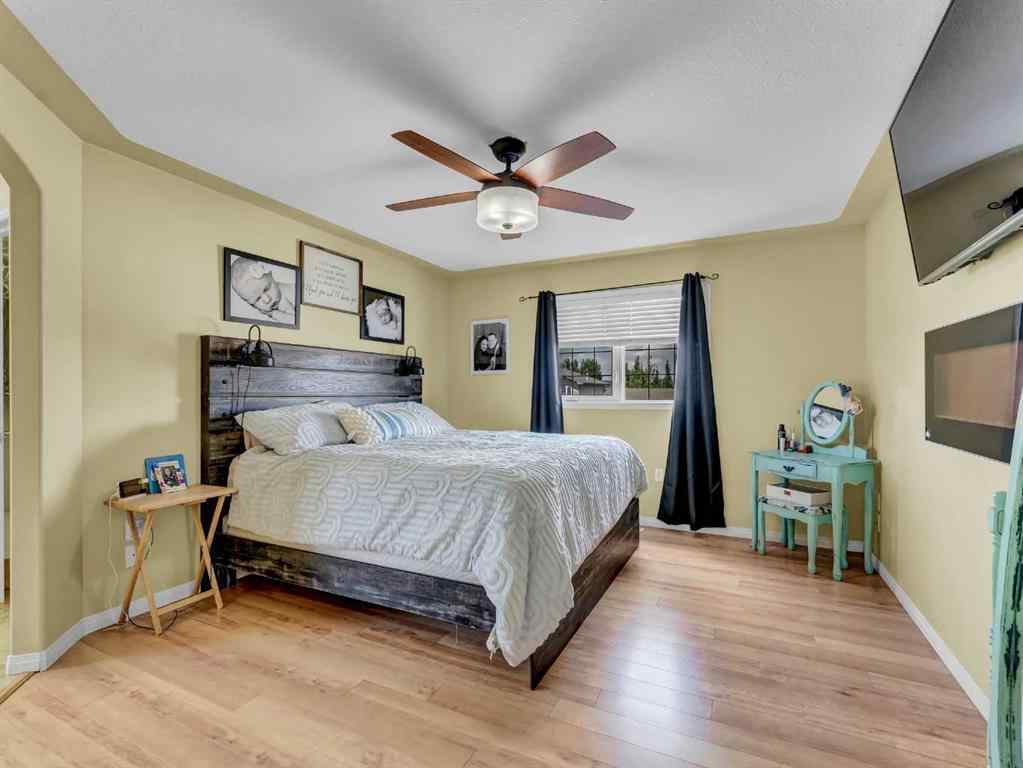 MLS® A2247032 - 246 Somerset Road SE in Southland Medicine Hat, Residential