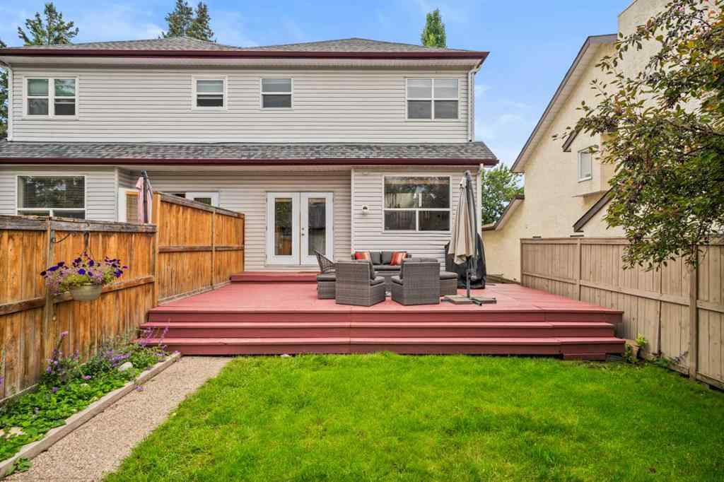 MLS® A2247040 - 3111 39 Street SW in Glenbrook Calgary, Residential