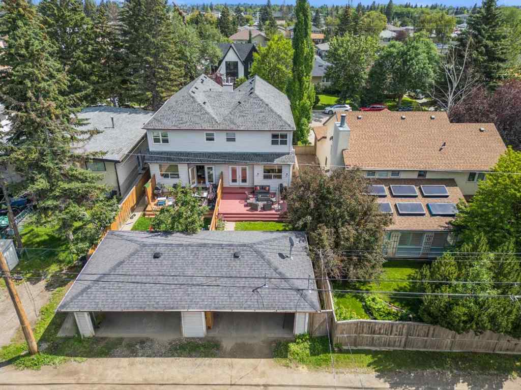 MLS® A2247040 - 3111 39 Street SW in Glenbrook Calgary, Residential