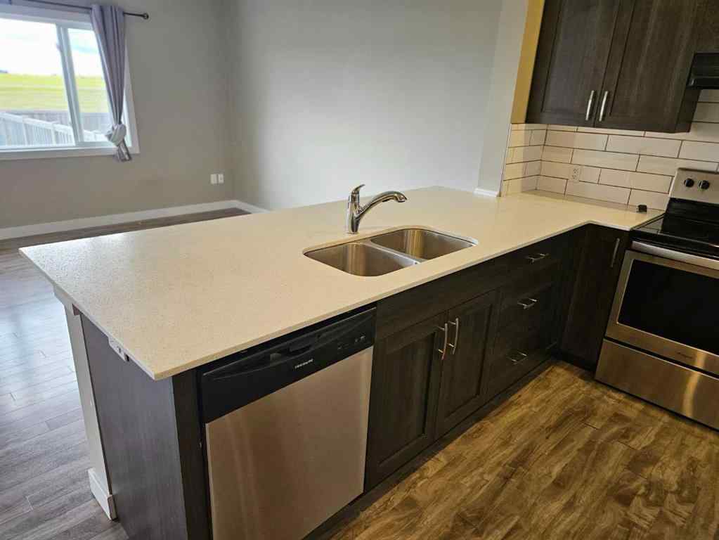 MLS® A2247042 - 9469 92 Street  in NONE Wembley, Residential