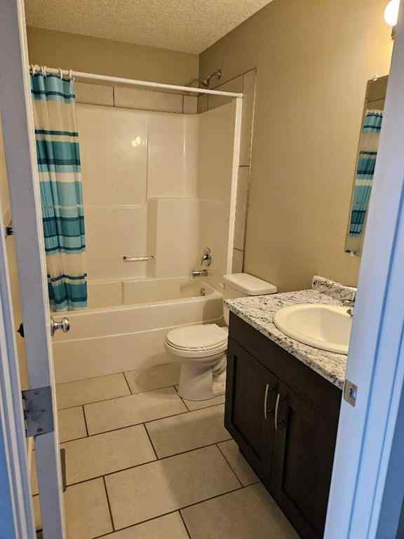 MLS® A2247042 - 9469 92 Street  in NONE Wembley, Residential