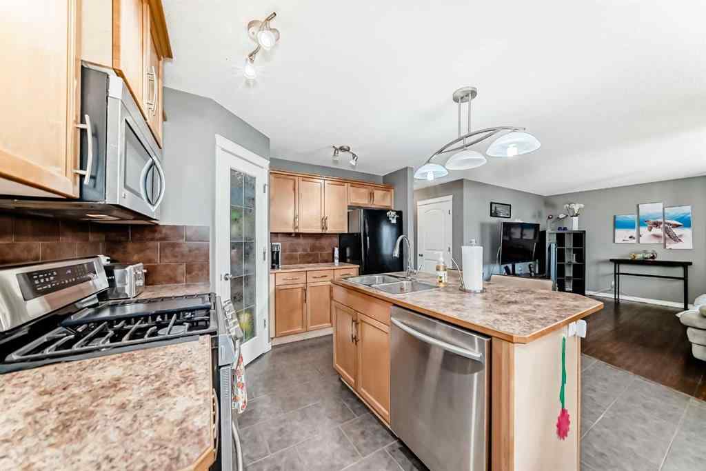 MLS® A2247052 - 917 Reunion Gateway NW in Reunion Airdrie, Residential