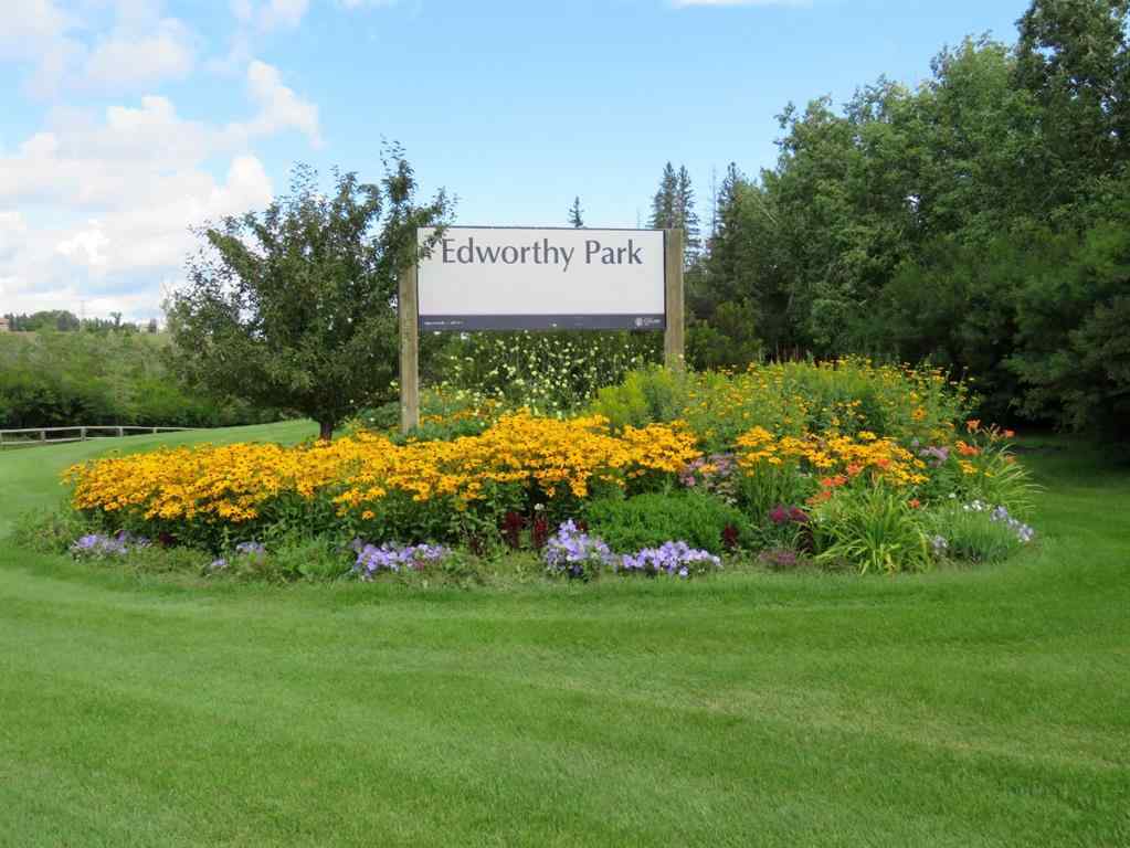 MLS® A2247053 - Unit #204 328 Cedar Crescent SW in Spruce Cliff Calgary, Residential