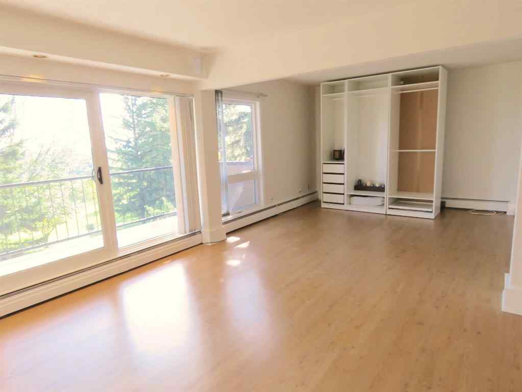 MLS® A2247053 - Unit #204 328 Cedar Crescent SW in Spruce Cliff Calgary, Residential