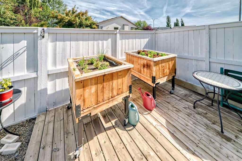 MLS® A2247055 - 60 Cambridge Glen Drive  in Cambridge Glen Strathmore, Residential