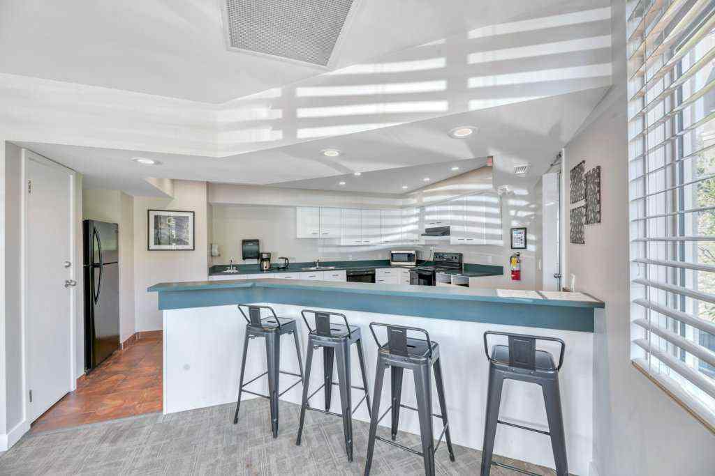 MLS® A2247056 - Unit #12 3212 Edenwold Heights NW in Edgemont Calgary, Residential