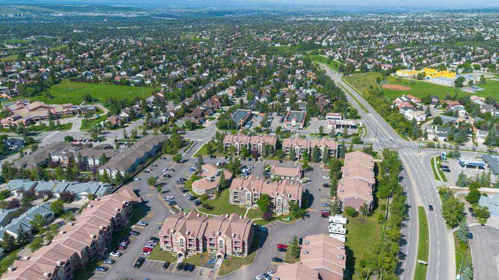 MLS® A2247056 - Unit #12 3212 Edenwold Heights NW in Edgemont Calgary, Residential