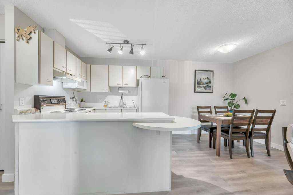 MLS® A2247056 - Unit #12 3212 Edenwold Heights NW in Edgemont Calgary, Residential