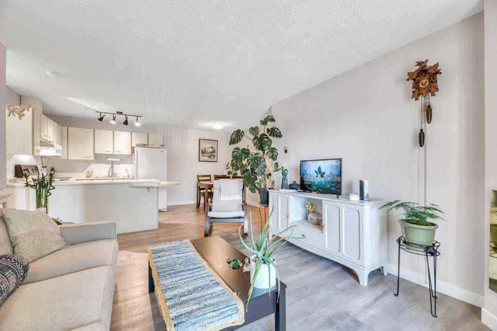 MLS® A2247056 - Unit #12 3212 Edenwold Heights NW in Edgemont Calgary, Residential