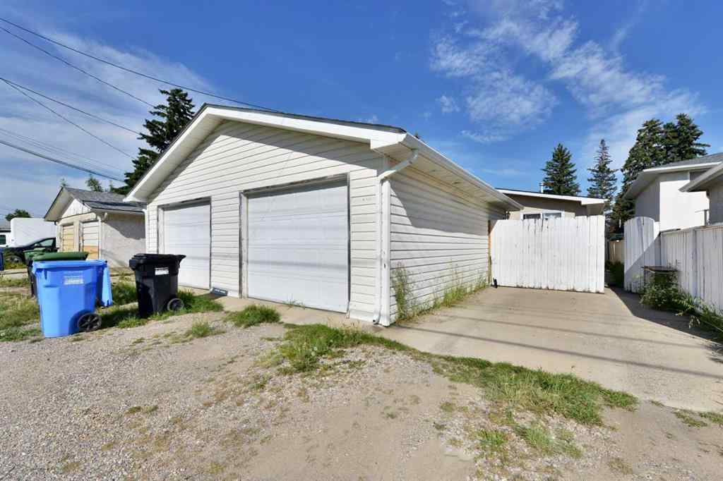 MLS® A2247057 - Unit #A & B 927 43 Street SW in Rosscarrock Calgary, Residential