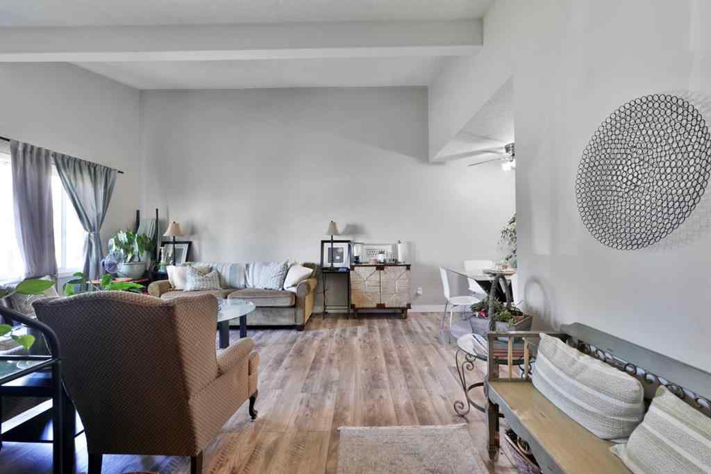 MLS® A2247057 - Unit #A & B 927 43 Street SW in Rosscarrock Calgary, Residential