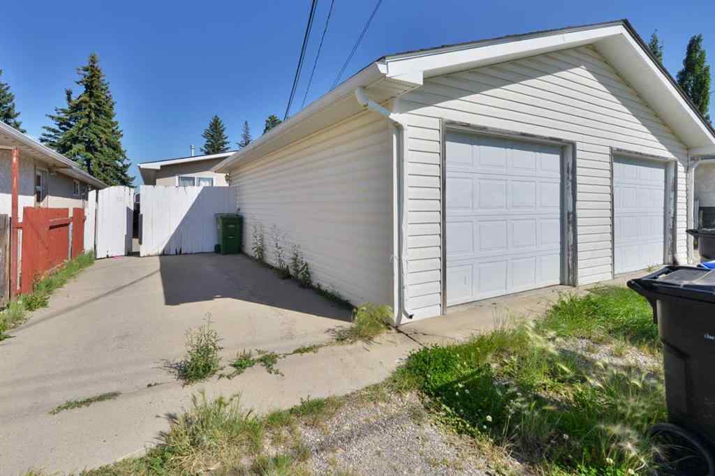 MLS® A2247057 - Unit #A & B 927 43 Street SW in Rosscarrock Calgary, Residential