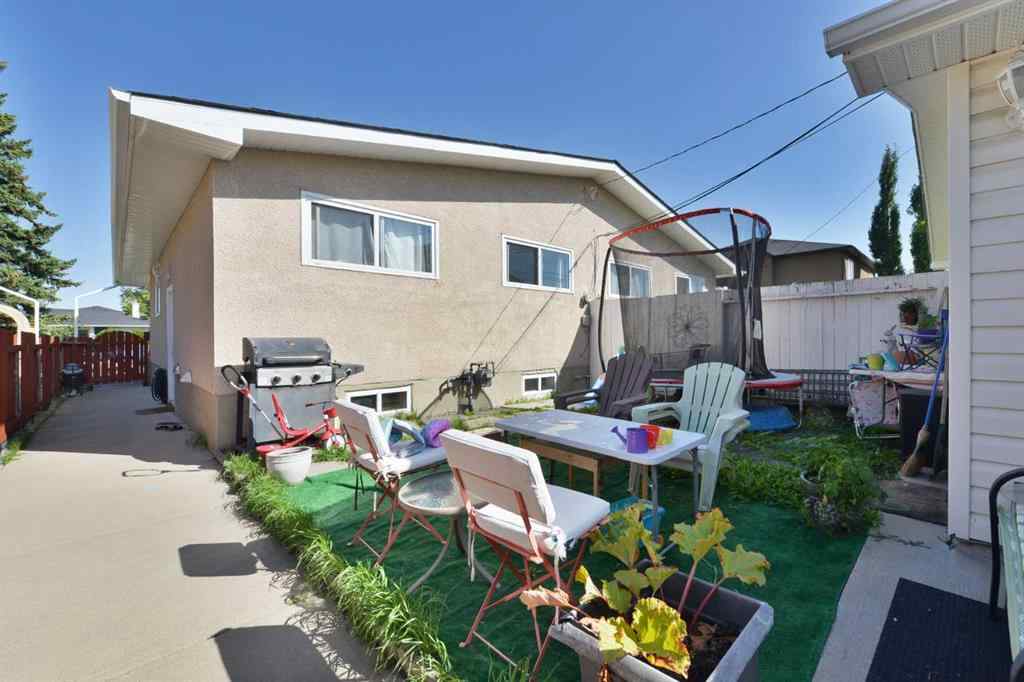 MLS® A2247057 - Unit #A & B 927 43 Street SW in Rosscarrock Calgary, Residential